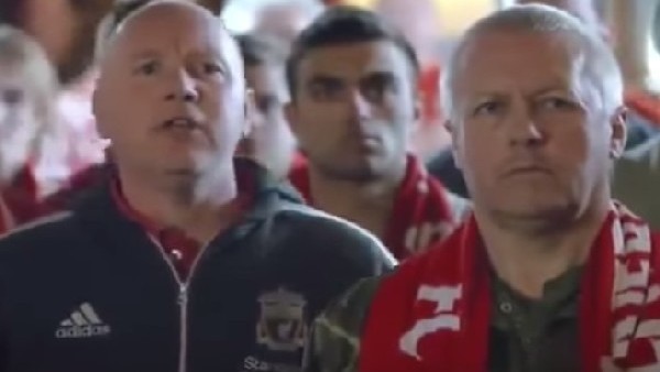 Liverpool taraftarı Samanyolu şarkısını söylerse...