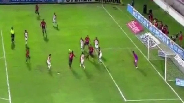 Meksika'da harika vole golü!