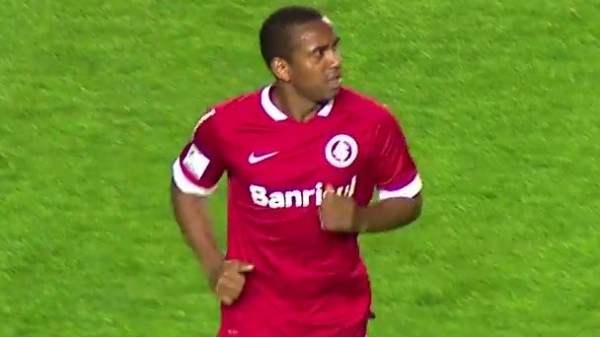 Nefesi yetmedi ve maçı yarıda bıraktı!