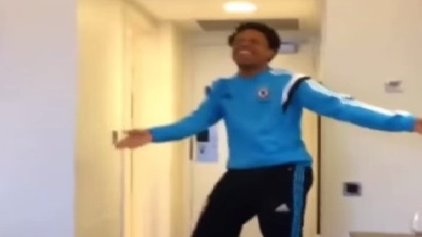 Chelsea'li golcüden galibiyet dansı