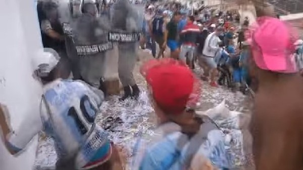 Uruguay'da ortalık karıştı!