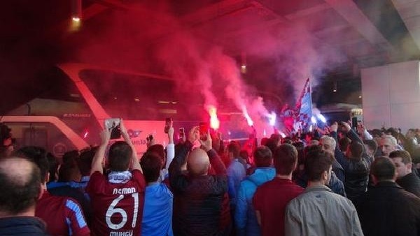 Trabzonspor'a coşkulu karşılama