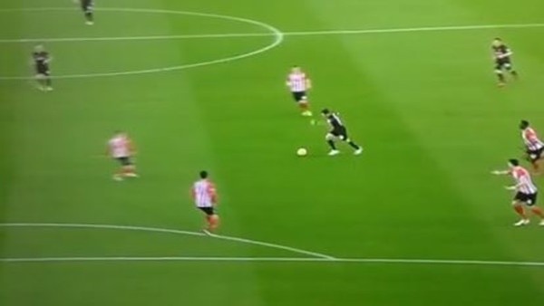 Coutinho'dan harika gol!