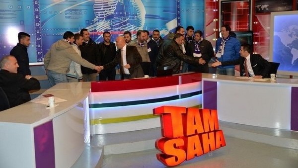 Orduspor taraftarları canlı yayını bastı!