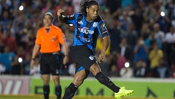 Ronaldinho eski Ronaldinho!