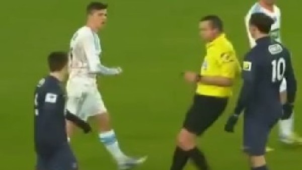 Joey Barton'un İbrahimovic'e yaptığı hareket