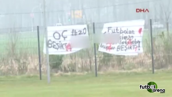 Emre Belözoğlu'na küfürlü pankart!