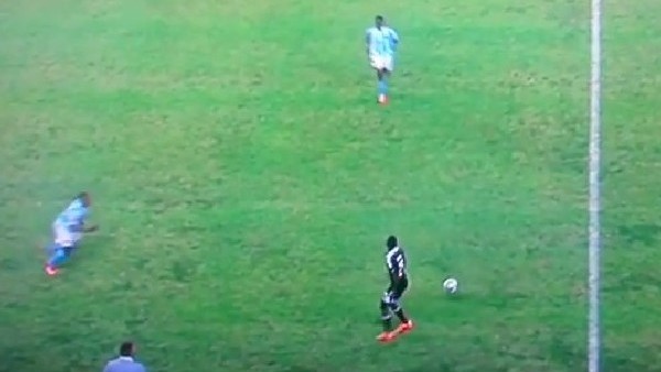 Yeşil sahalarda böyle hareket görülmedi!