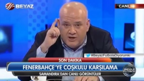 Ahmet Çakar: 'Derbide kural hatası var'