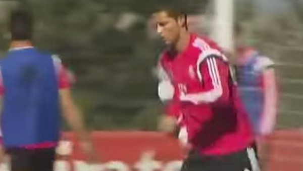 Odegaard'dan Ronaldo'ya asist!