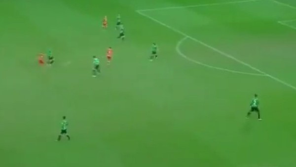 Orta sahadan kaleye füze yolladı!