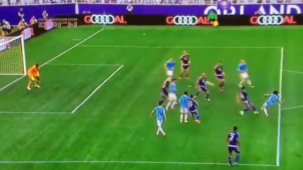 New York City oyuncusu köşeye harika bıraktı...