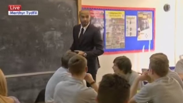 Thiery Henry öğretmen oldu