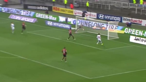 Fransa Ligi'nde haftanın kurtarışı