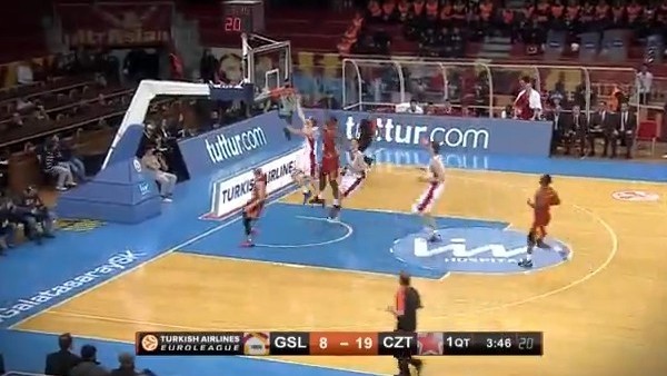 Gecenin Smacı: Patric Young