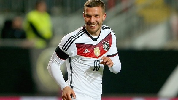 Podolski'nin dün Avustralya'ya attığı gol