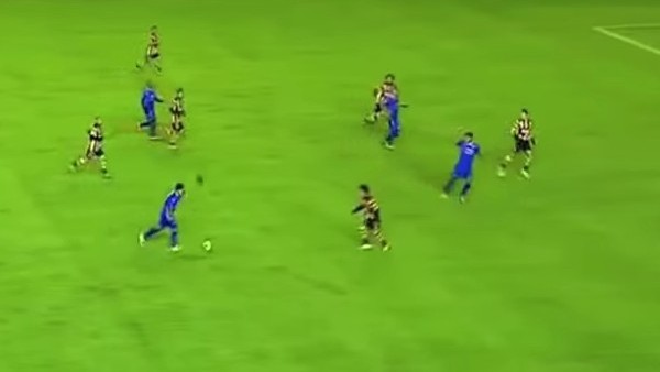 Ronald Rea 40 metreden avladı