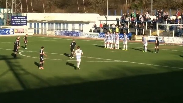 Kısa mesafeden klas bir frikik golü