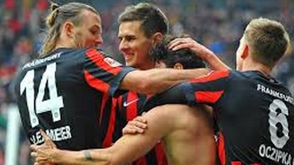 Frankfurt 4-0 Paderborn - Maç Özeti (14.3.2015)