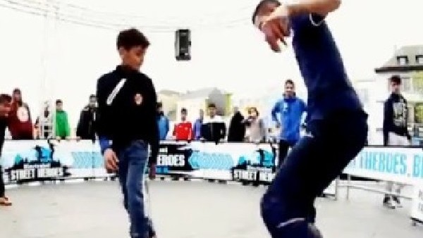 İnsan Bu Hareketi Düşmanına Bile Yapmaz...