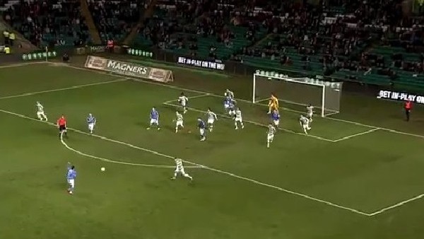 Topun gelişine mermi gibi vurdu!