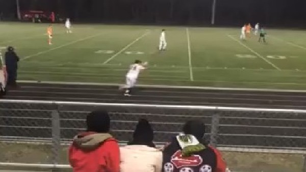 Taç atışıyla gol attı! İnanılmaz...