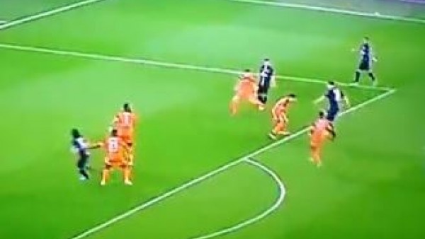 İbrahimovic'ten harika topuk pası