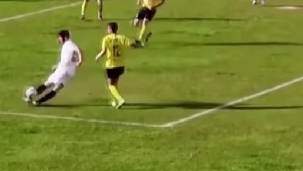 İşte Dünyanın En Saçma Penaltısı