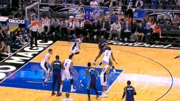 NBA'de gecenin en iyi 10 hareket (2 Mart)