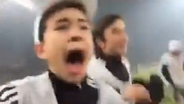 Liverpool penaltıyı kaçırdı, top toplayıcı çocuk çıldırdı!