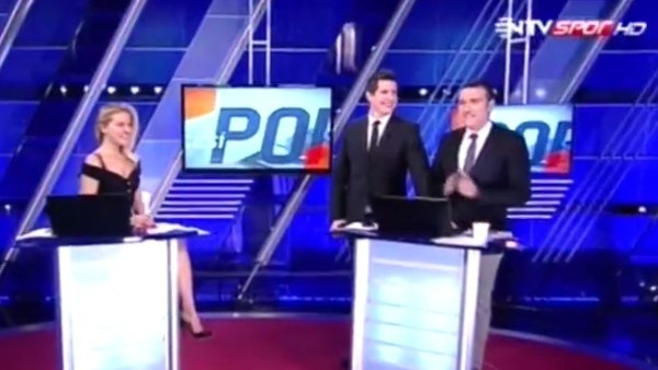 Arda Turan canlı yayına bağlandı