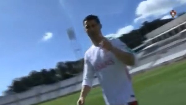 Ronaldo'dan hocasına bacak arası