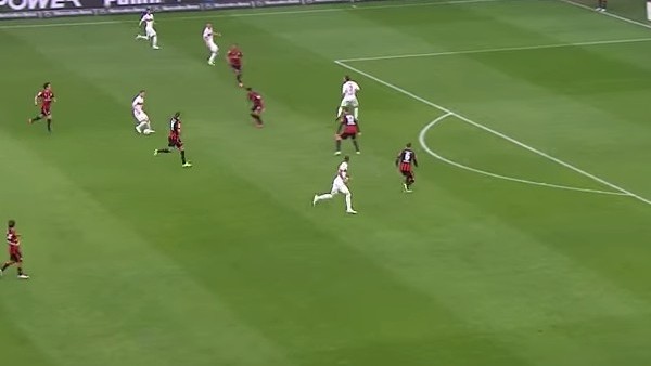 Savunmayı karıştıran asist!