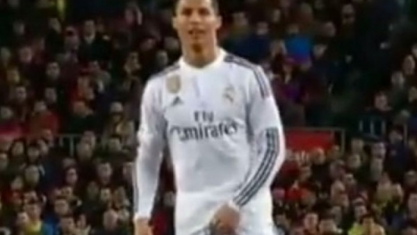 Cristiano Ronaldo'dan hakeme bel altı hareket