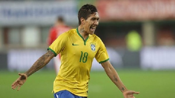 Firmino bakmadan golünü attı!