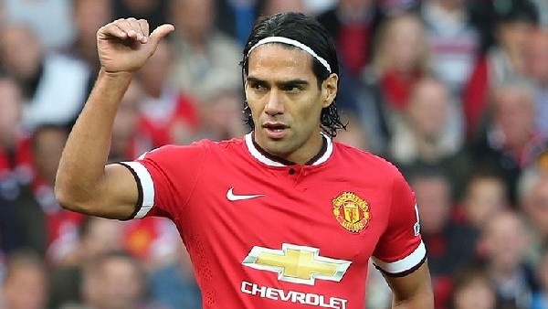 Liverpool ve Chelsea Falcao yarışında