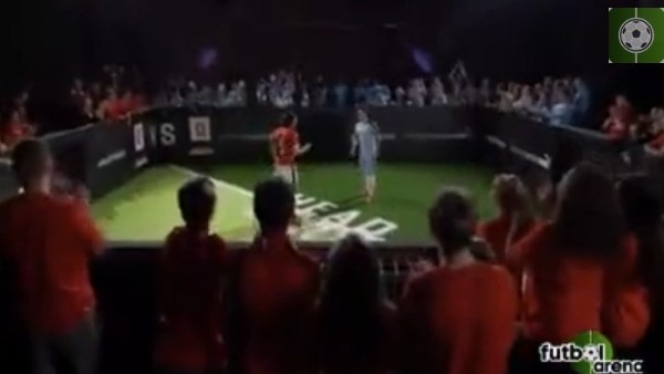 Agüero vs. Falcao! Kafa kafaya...