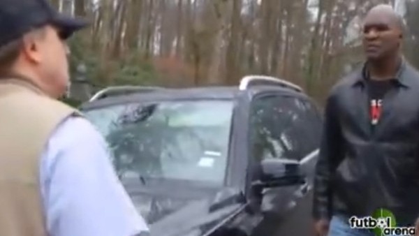 Yolda Boks Şampiyonuna Çatınca...