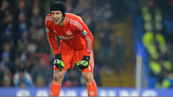 Tottenham da Cech yarışına katıldı