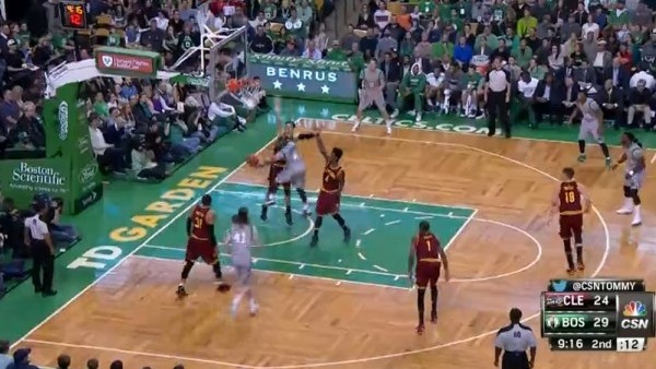 Isaiah Thomas'tan müthiş asist