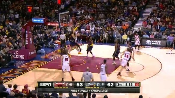 İşte Joakim Noah'ın Timofey Mozgov posteri