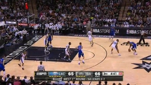 NBA'de gecenin en iyi 10 hareketi (27 Nisan 2015)