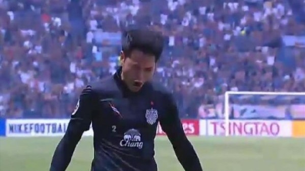 Kornerden mükemmel attı Ronaldo gibi sevindi