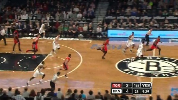 Terrence Ross çaldı, DeMar DeRozan bitirdi