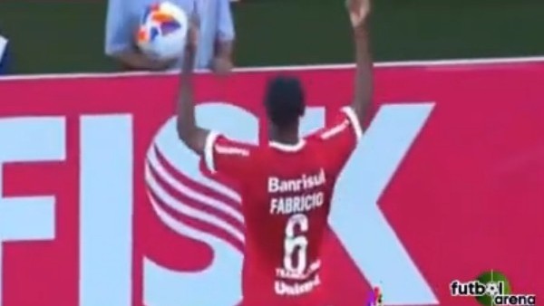 Brezilya'da Emenike vakası!