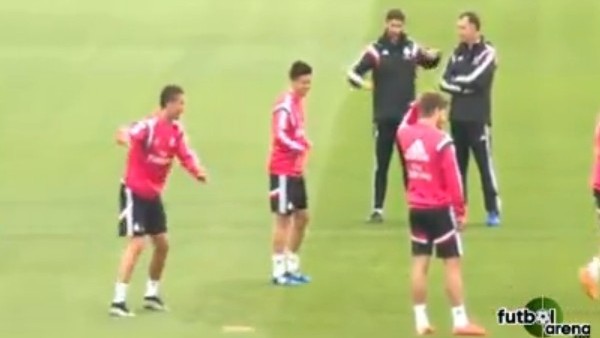 Ronaldo bacak arası atınca...