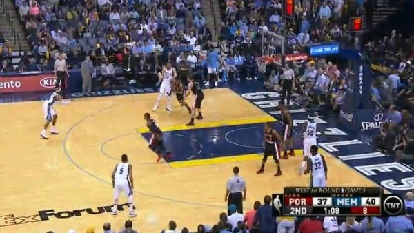 NBA'de gecenin en iyi 5 hareketi (30.4.2015)