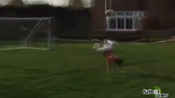 Babasının oğlu Minik Persie...