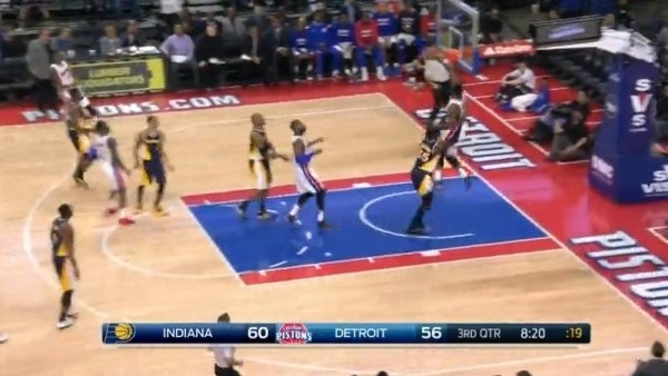 Andre Drummond Alley-Opp'u tamamladı