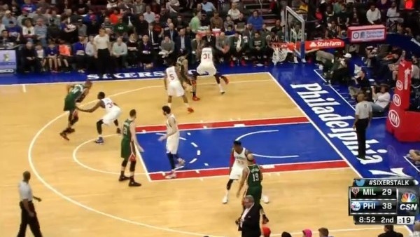 Giannis Antetokounmpo rakipleri ezdi, smacı bastı!